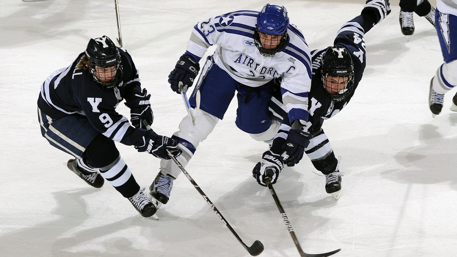 战斗瞬间：山西队众将团结一致取得胜利，山西队长